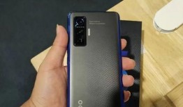 iqoo5最新爆料,性能怪兽来袭，颠覆手机市场格局！”